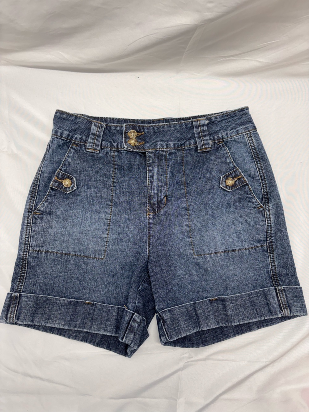 Vtg Zena Cuffed Denim Shorts Women’s Size 6P Blue High Waist 90s Mom Jean